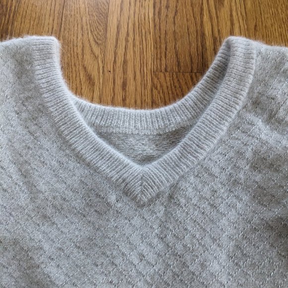 Marc By Marc Jacobs  Creamy / sliver wool blend short sleeve sweater  Sz XS - Picture 3 of 10